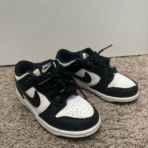 Nike panda dunks